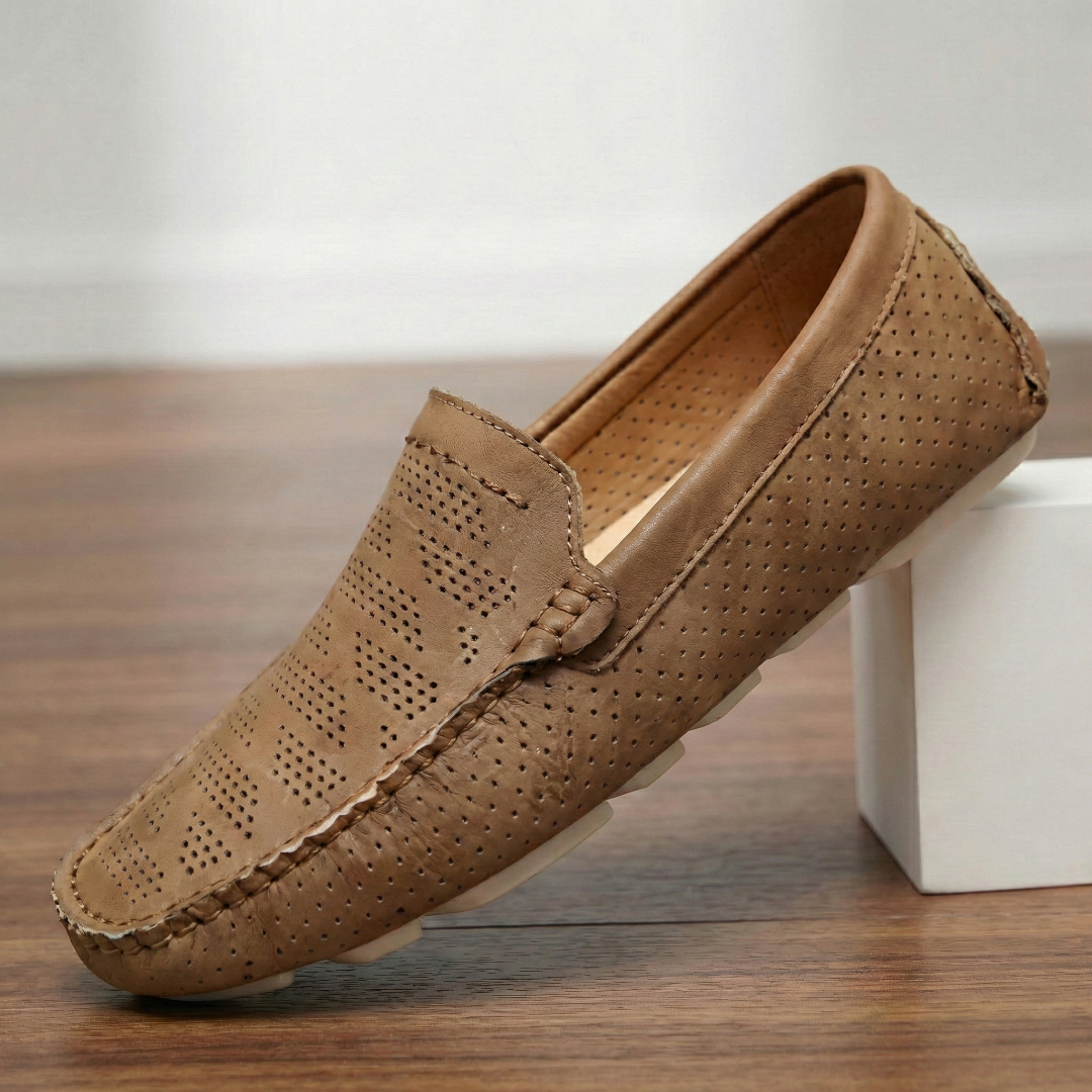 Boreal Ridge | Leather Loafer